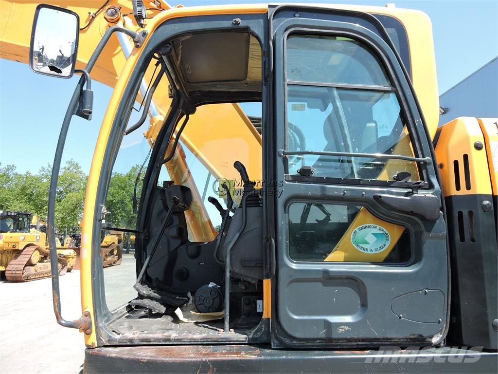 Hyundai R235LCR حفارات زحافة