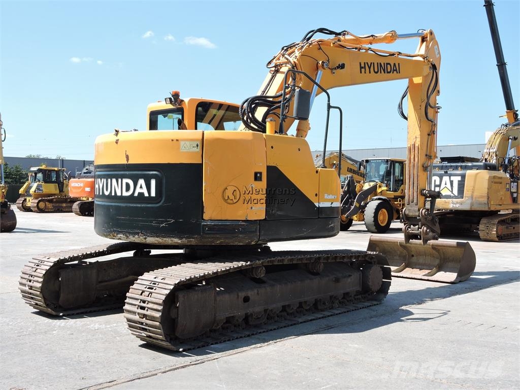 Hyundai R235LCR حفارات زحافة