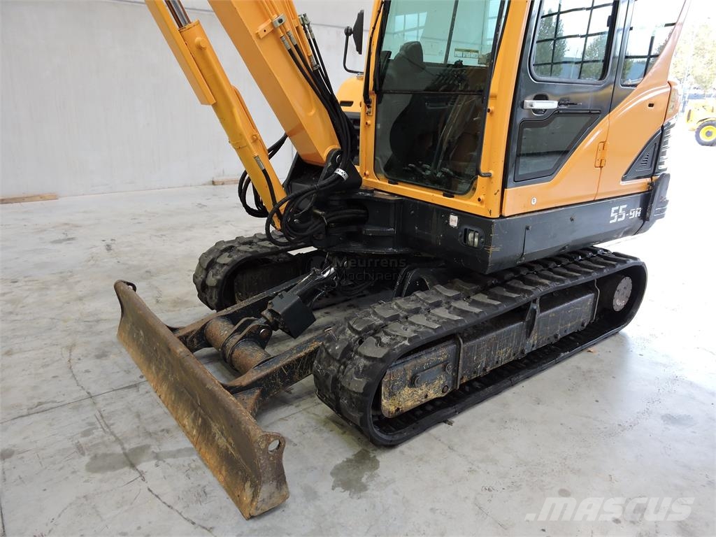 Hyundai R55-9A Sonstige Baumaschinen