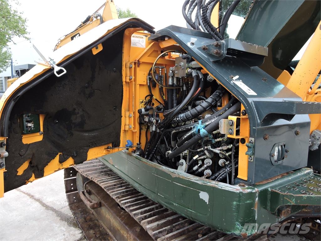 Hyundai Robex 145LCR Гусеничні екскаватори