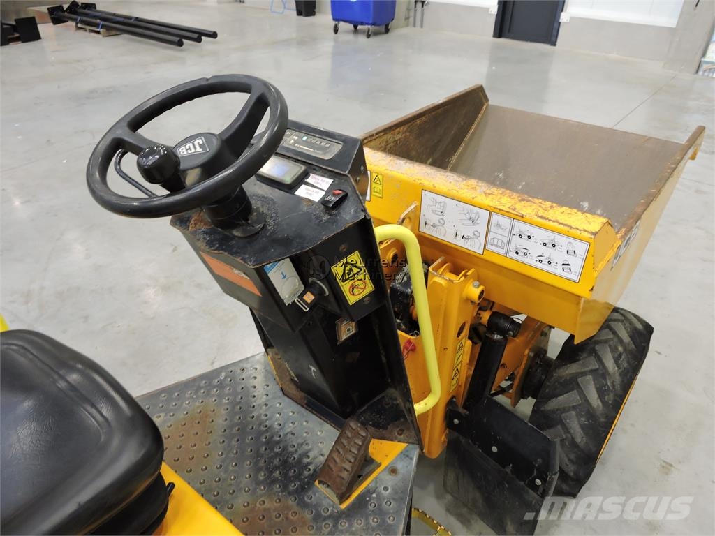 JCB 1T-2S5 Artikulētie pašizgāzēji