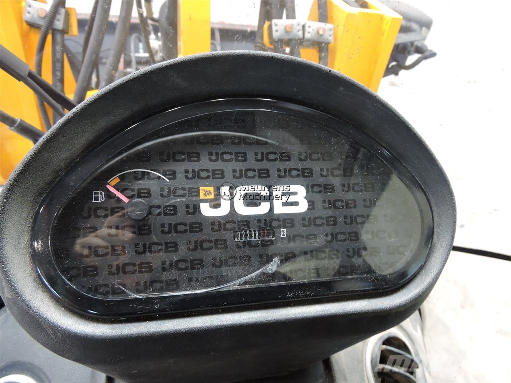 JCB 406 + Fork Rataslaadurid