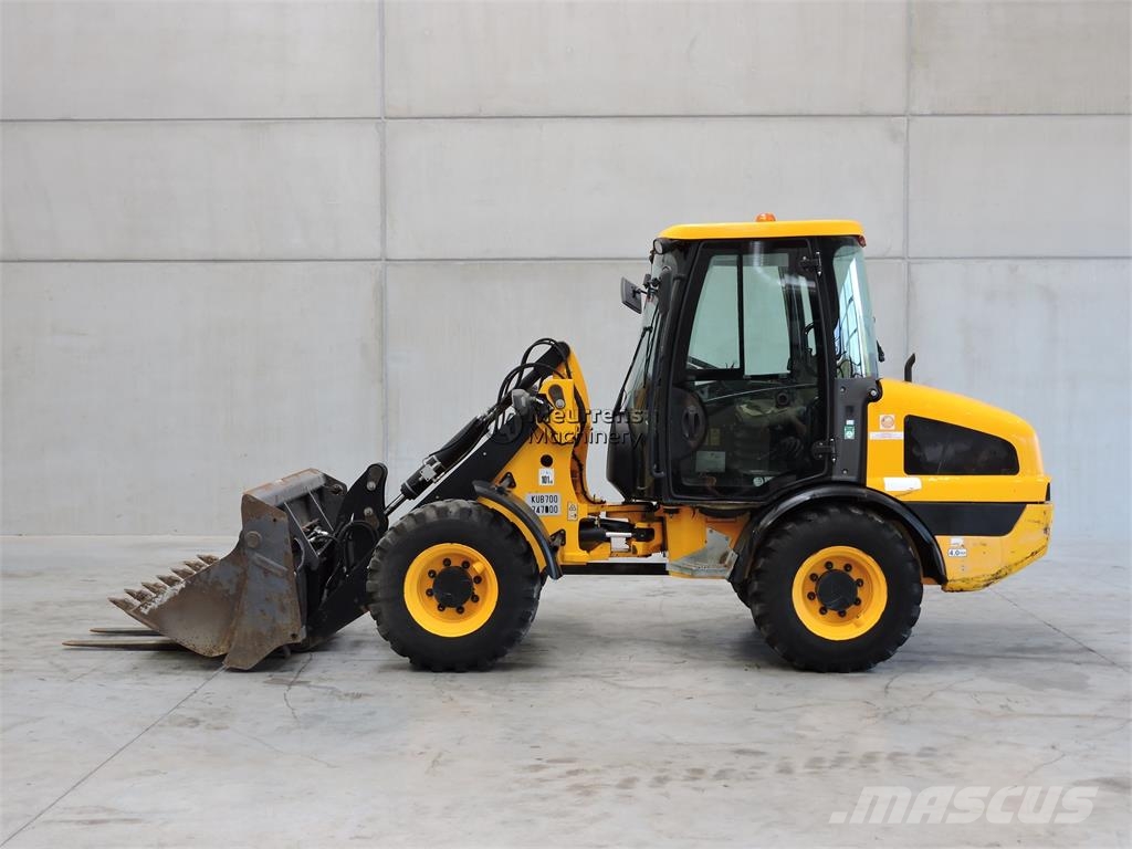 JCB 406 + Fork لوادر بعجل