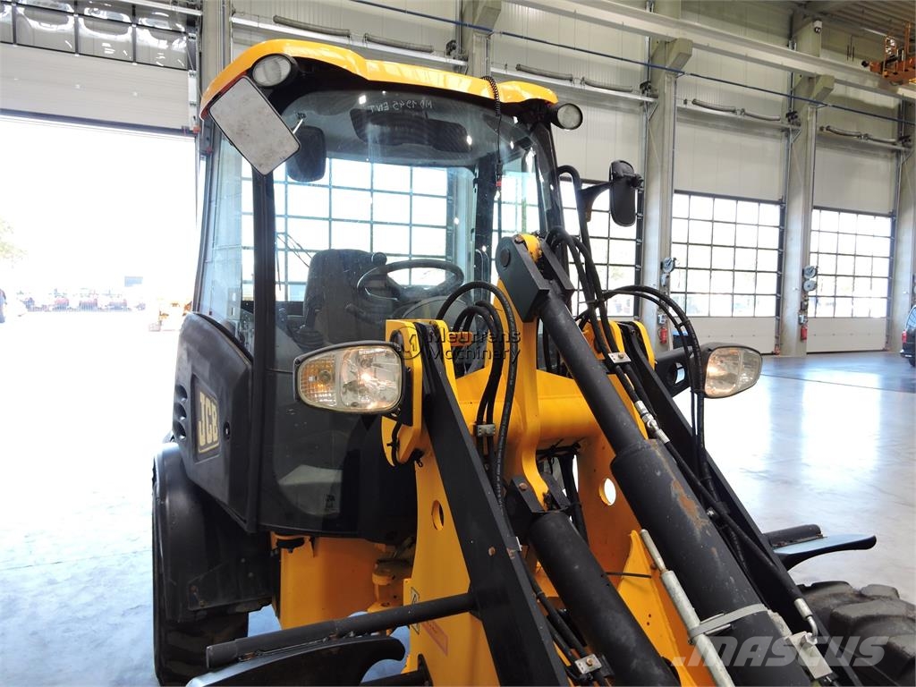 JCB 406 + Fork لوادر بعجل