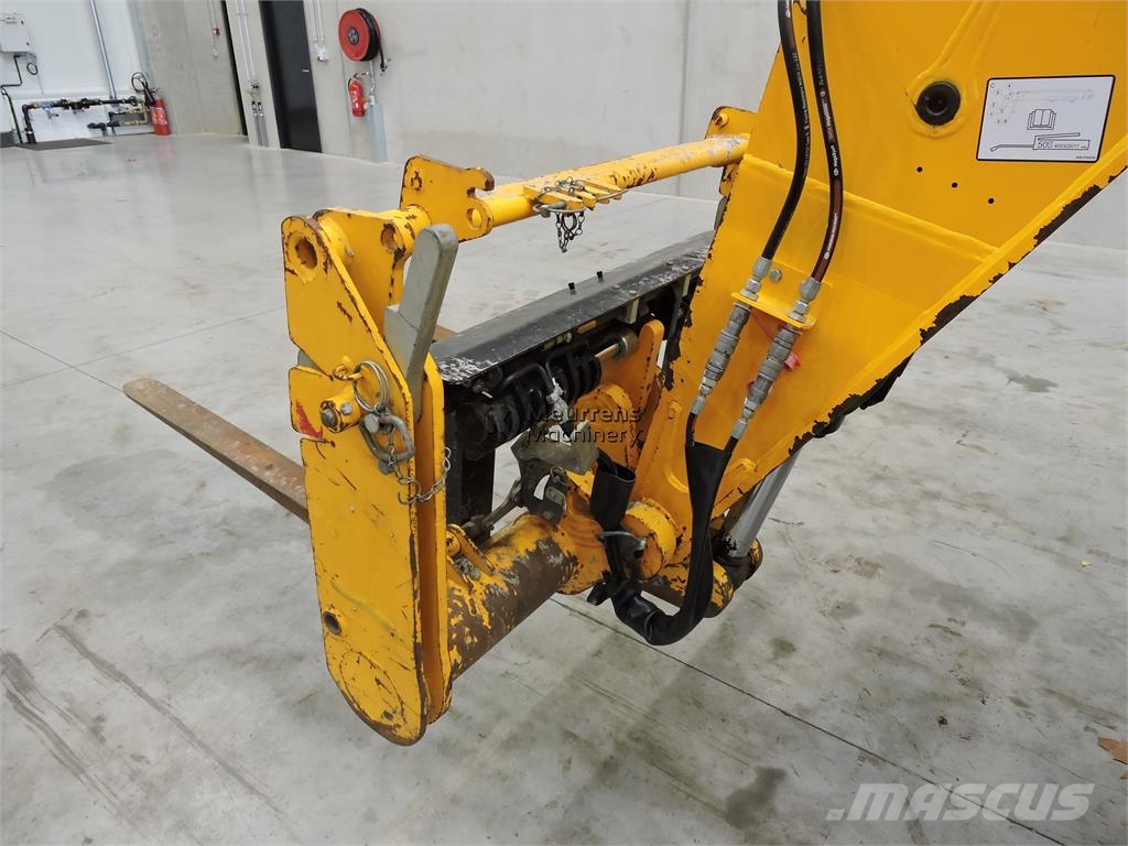 JCB 540-180 Teleskopické manipulátory