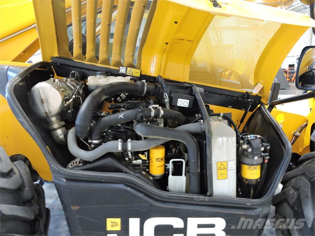 JCB 540-180 Teleskopické manipulátory