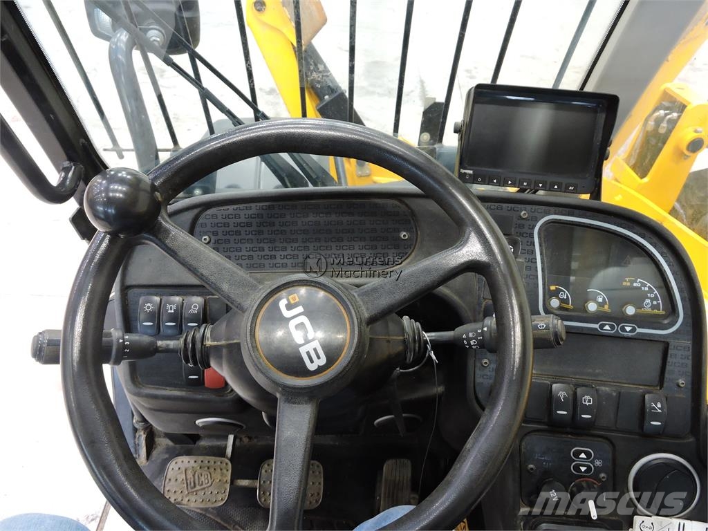 JCB 540-180 Teleskopické manipulátory