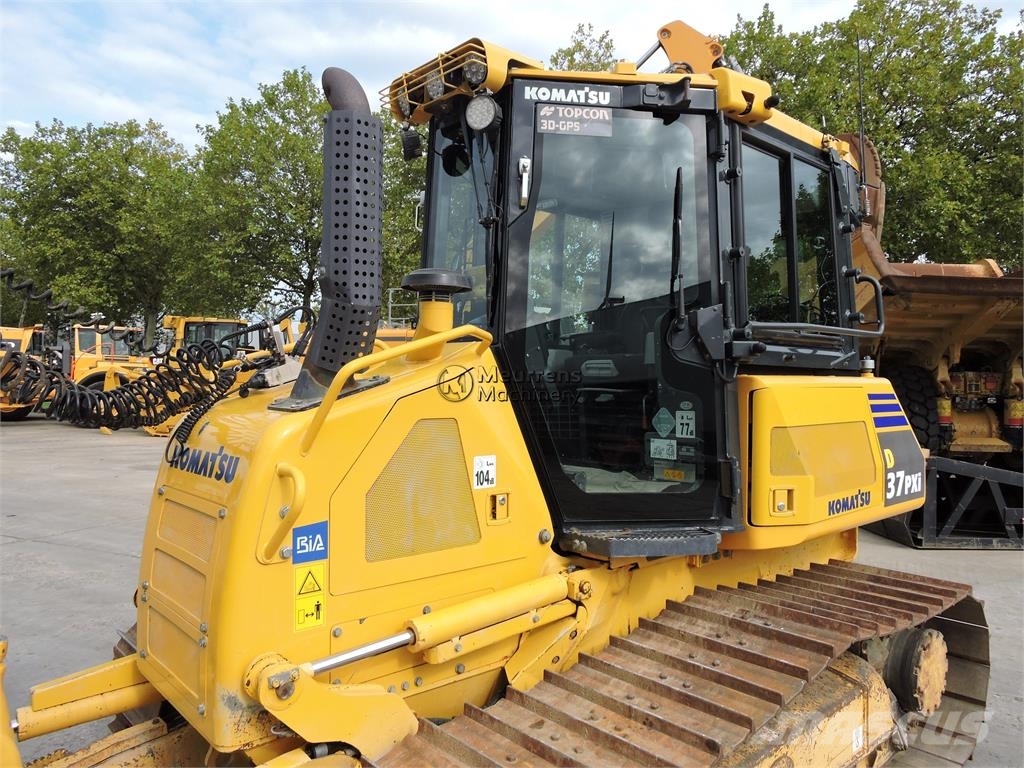 Komatsu D37 PXI + GPS 도저
