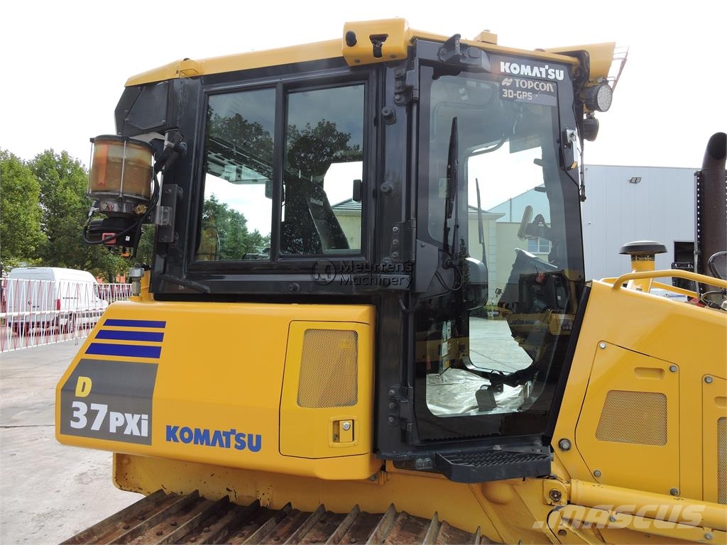 Komatsu D37 PXI + GPS 도저