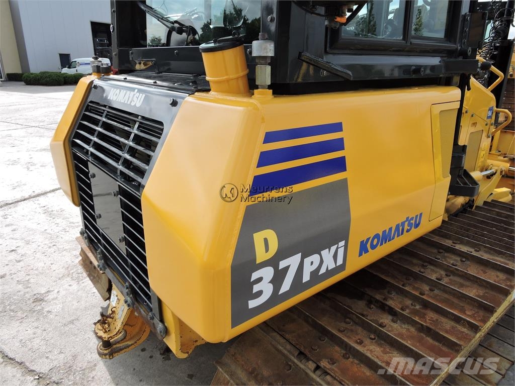 Komatsu D37 PXI + GPS 도저