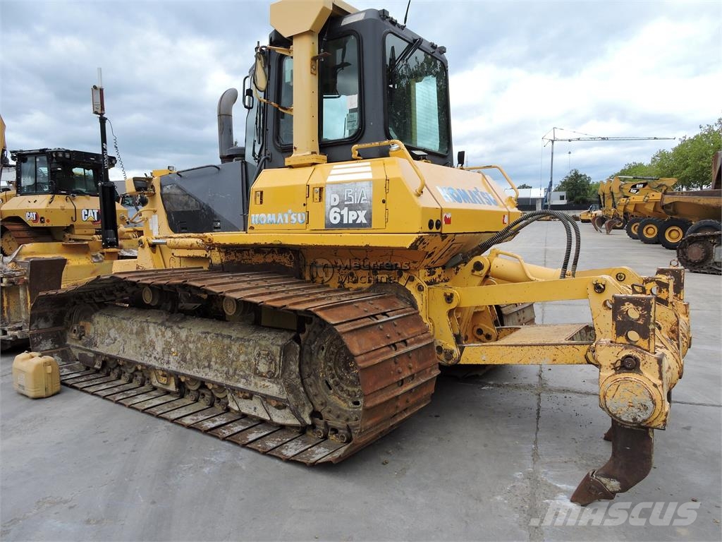 Komatsu D61PX15 + GPS Dózerek