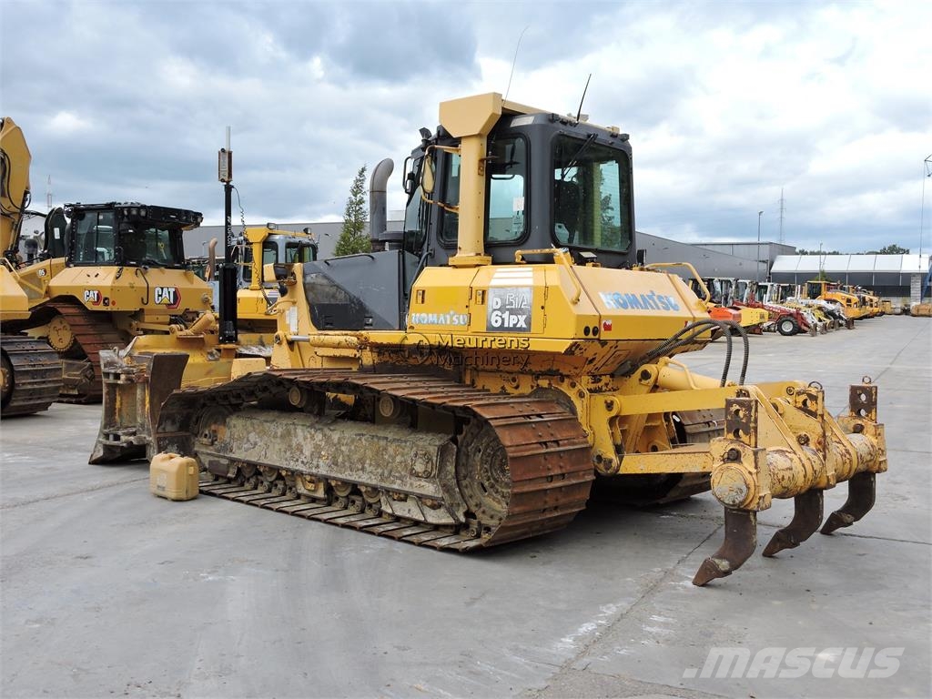 Komatsu D61PX15 + GPS Dózerek