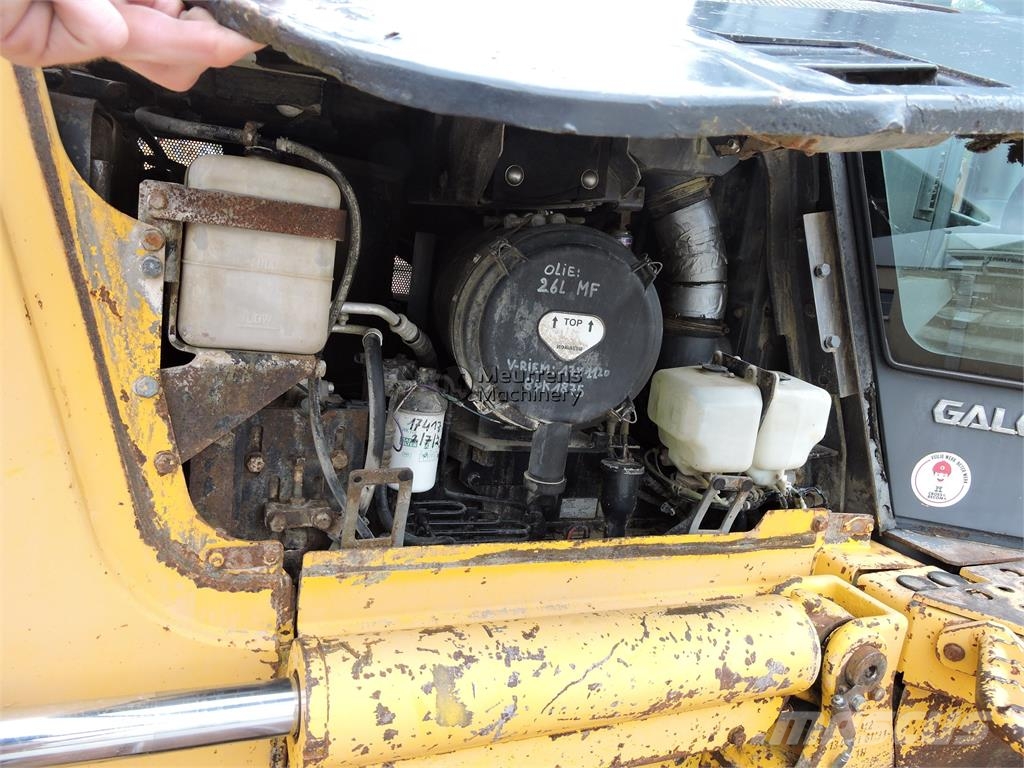 Komatsu D61PX15 + GPS Dózerek