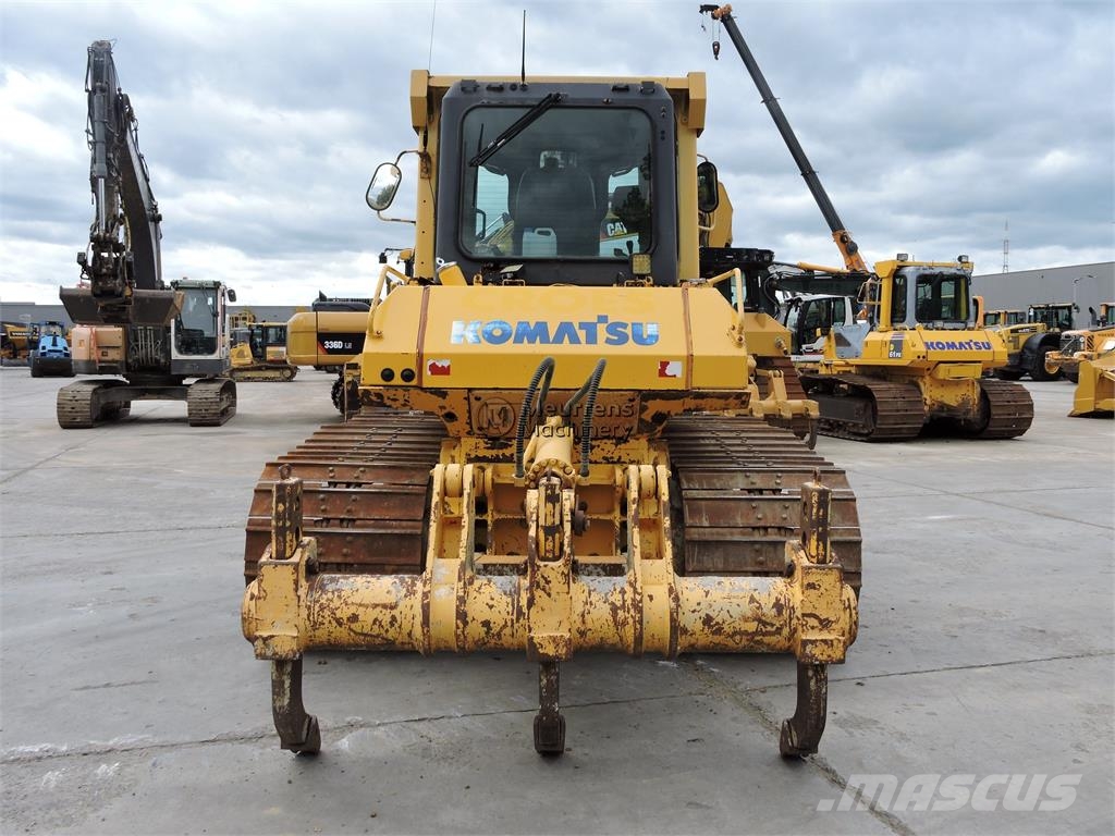Komatsu D61PX15 + GPS Dózerek