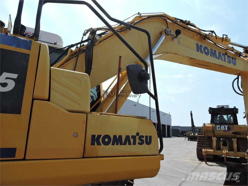 Komatsu HB 215 + GPS Kāpurķēžu ekskavatori