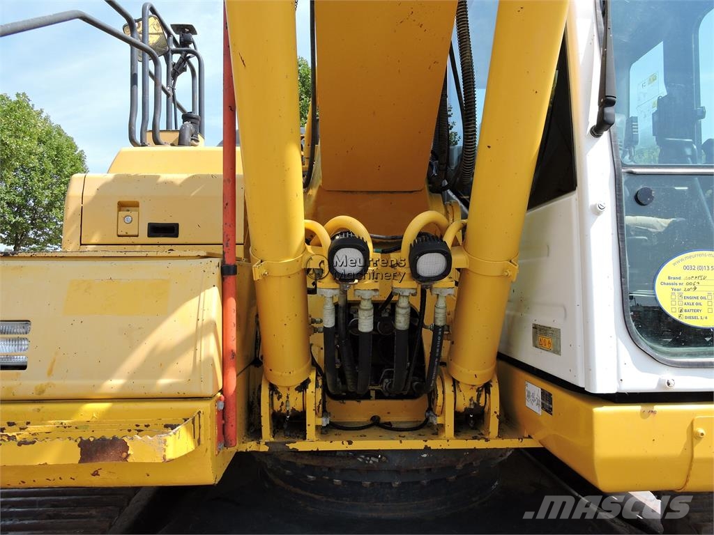 Komatsu HB 215 + GPS Kāpurķēžu ekskavatori