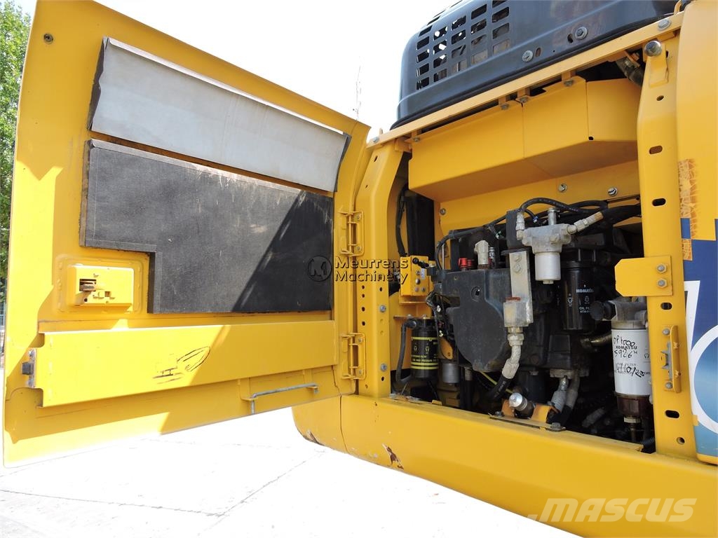 Komatsu HB 215 + GPS / PC210 Roomikekskavaatorid