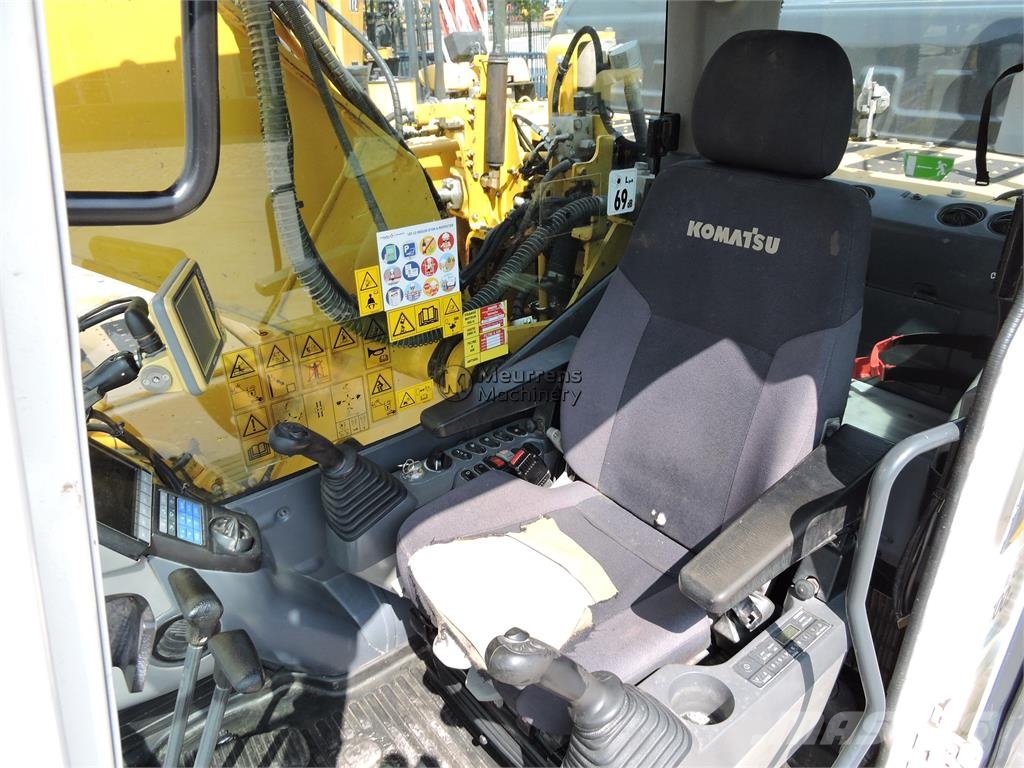 Komatsu HB 215 + GPS / PC210 Roomikekskavaatorid