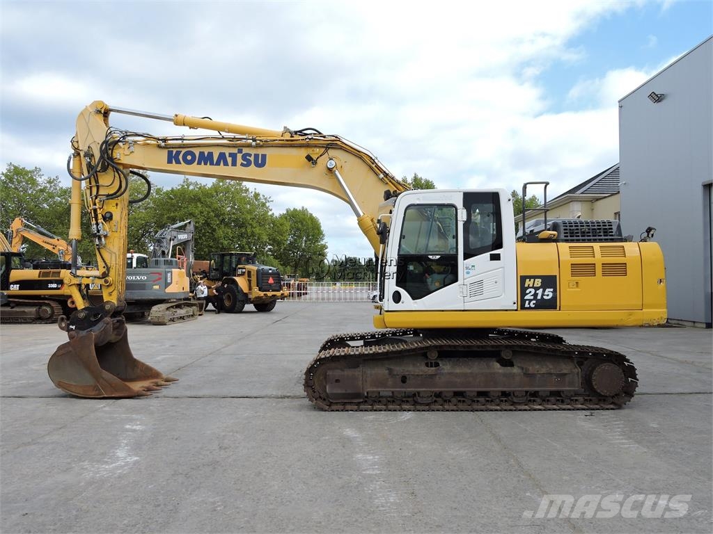 Komatsu HB215LC-3 Gravemaskiner på larvebånd