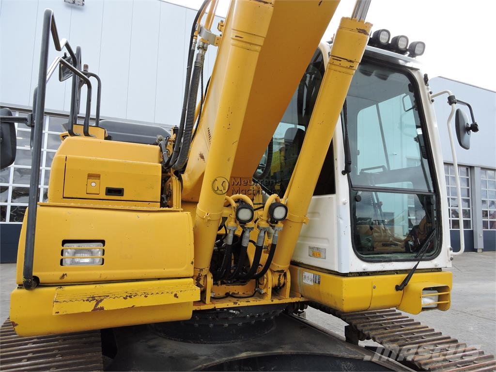 Komatsu HB215LC-3 Gravemaskiner på larvebånd