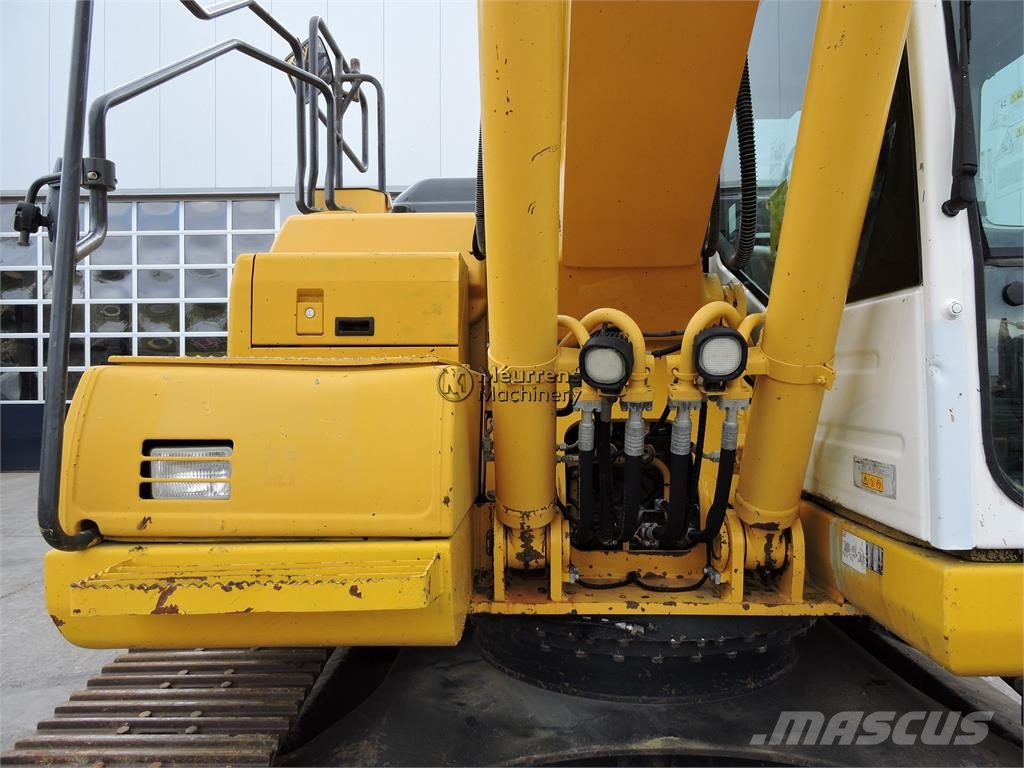 Komatsu HB215LC-3 Gravemaskiner på larvebånd