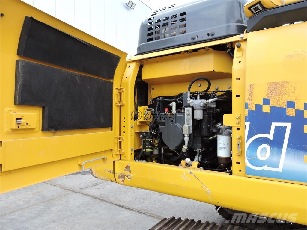 Komatsu HB215LC-3 Gravemaskiner på larvebånd