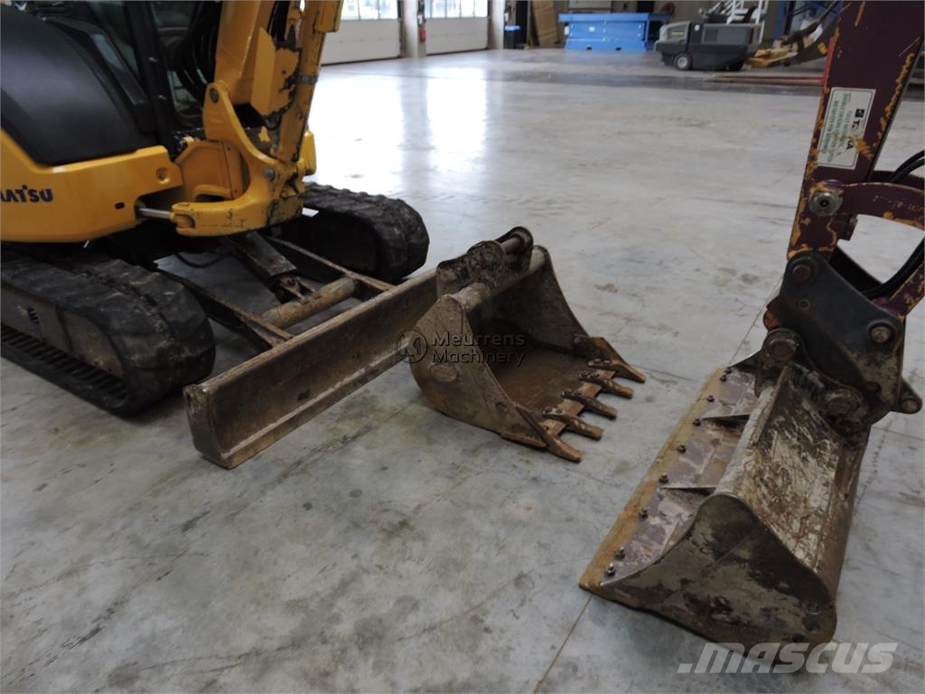 Komatsu PC55 معدات البناء - غير ذلك
