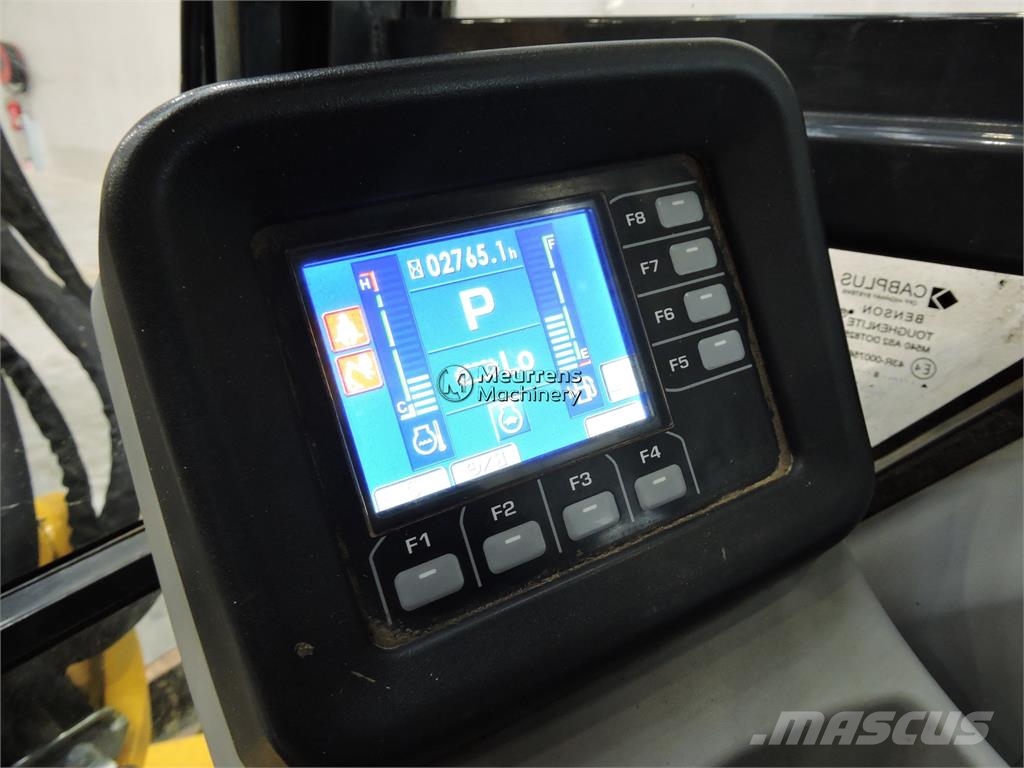 Komatsu PC55 معدات البناء - غير ذلك