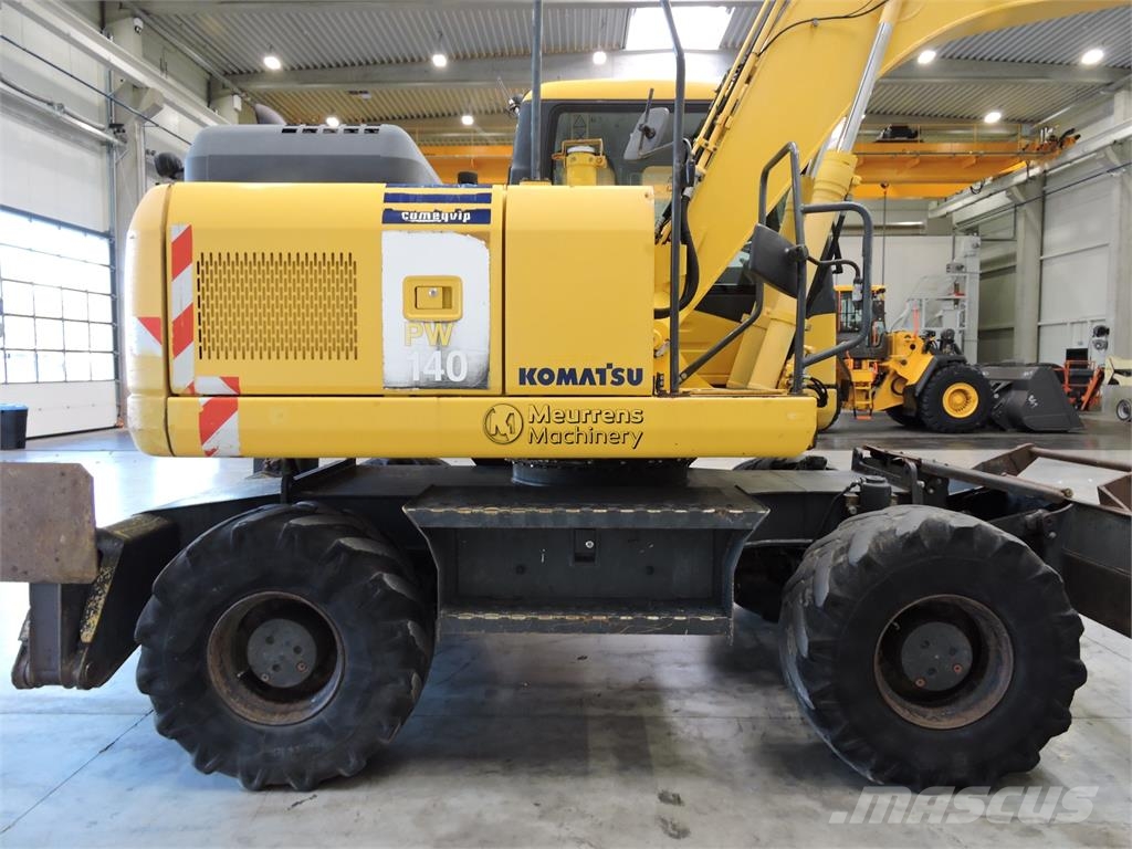 Komatsu PW140 Mobilbagger