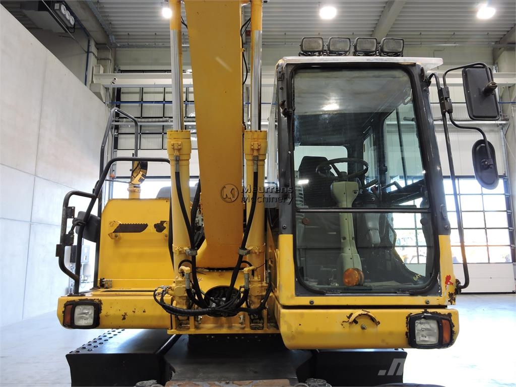 Komatsu PW140 Mobilbagger