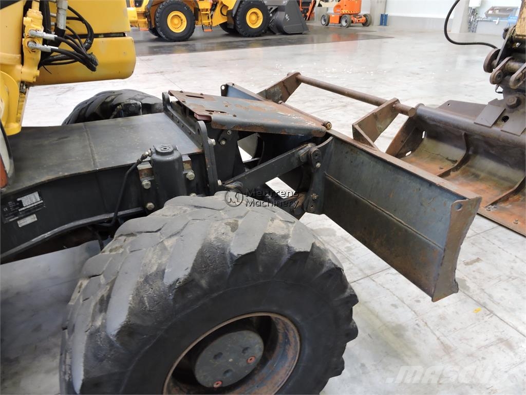 Komatsu PW140 Mobilbagger