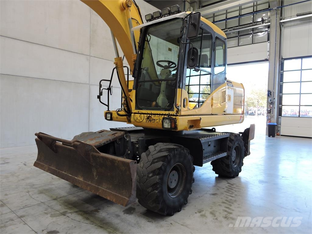Komatsu PW140 Mobilbagger