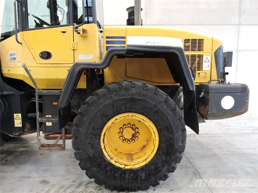 Komatsu WA250 Utovarivači na točkove