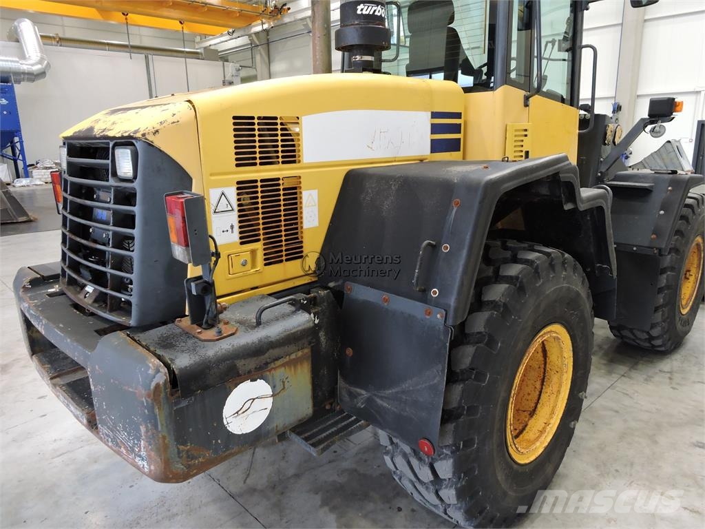 Komatsu WA250 Utovarivači na točkove