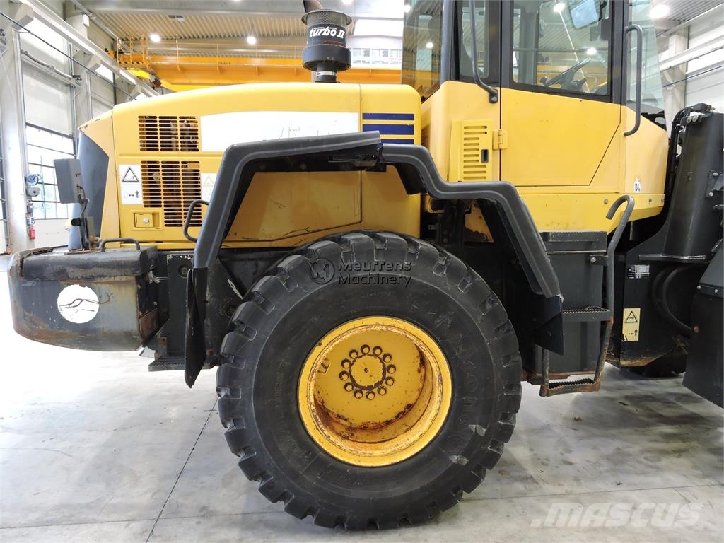 Komatsu WA250 Utovarivači na točkove