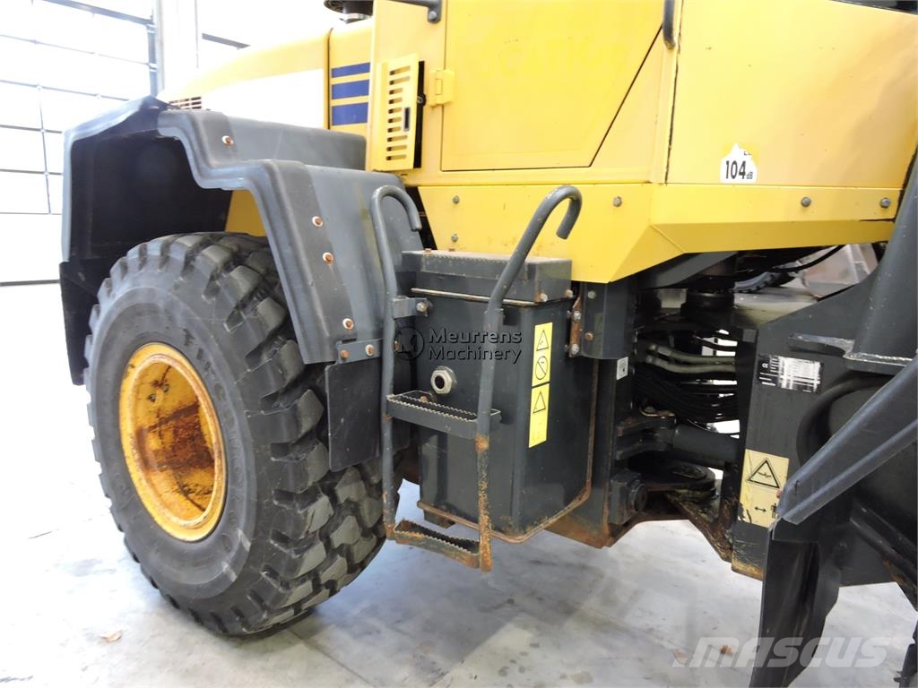 Komatsu WA250 Utovarivači na točkove