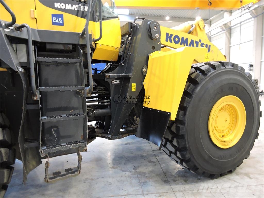 Komatsu WA500-7 + BUCKET Tekerlekli yükleyiciler