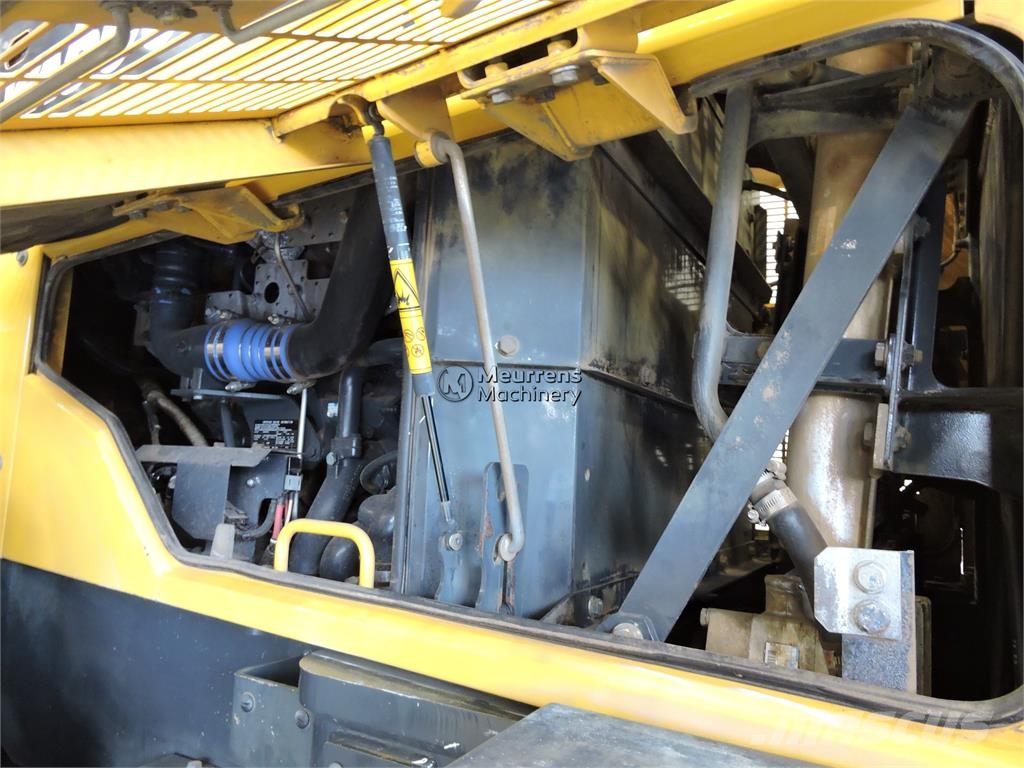 Komatsu WA500-7 + BUCKET Tekerlekli yükleyiciler