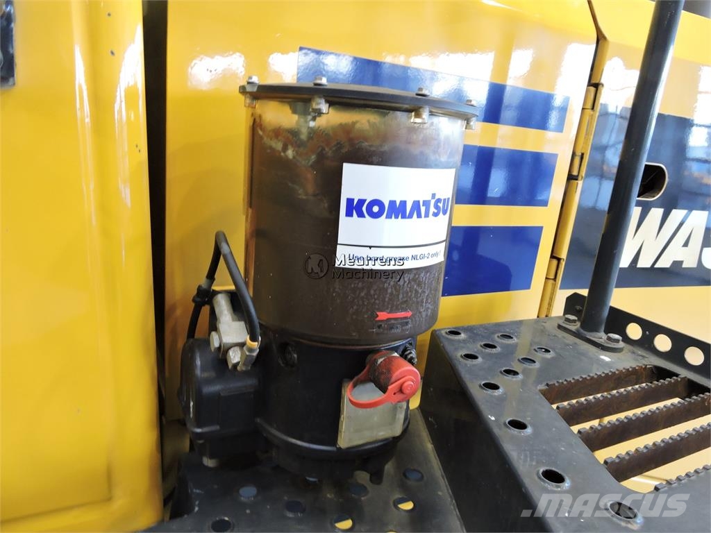 Komatsu WA500-7 + BUCKET Tekerlekli yükleyiciler