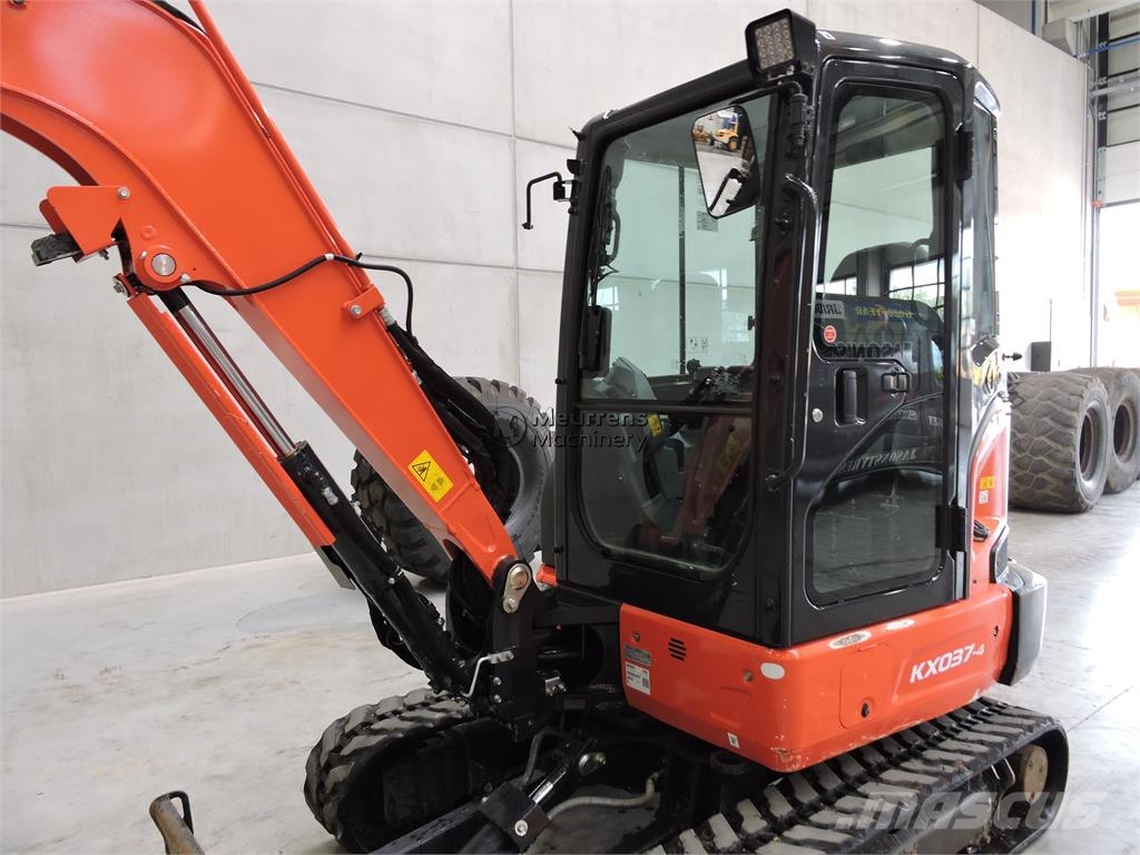 Kubota KX037 معدات البناء - غير ذلك