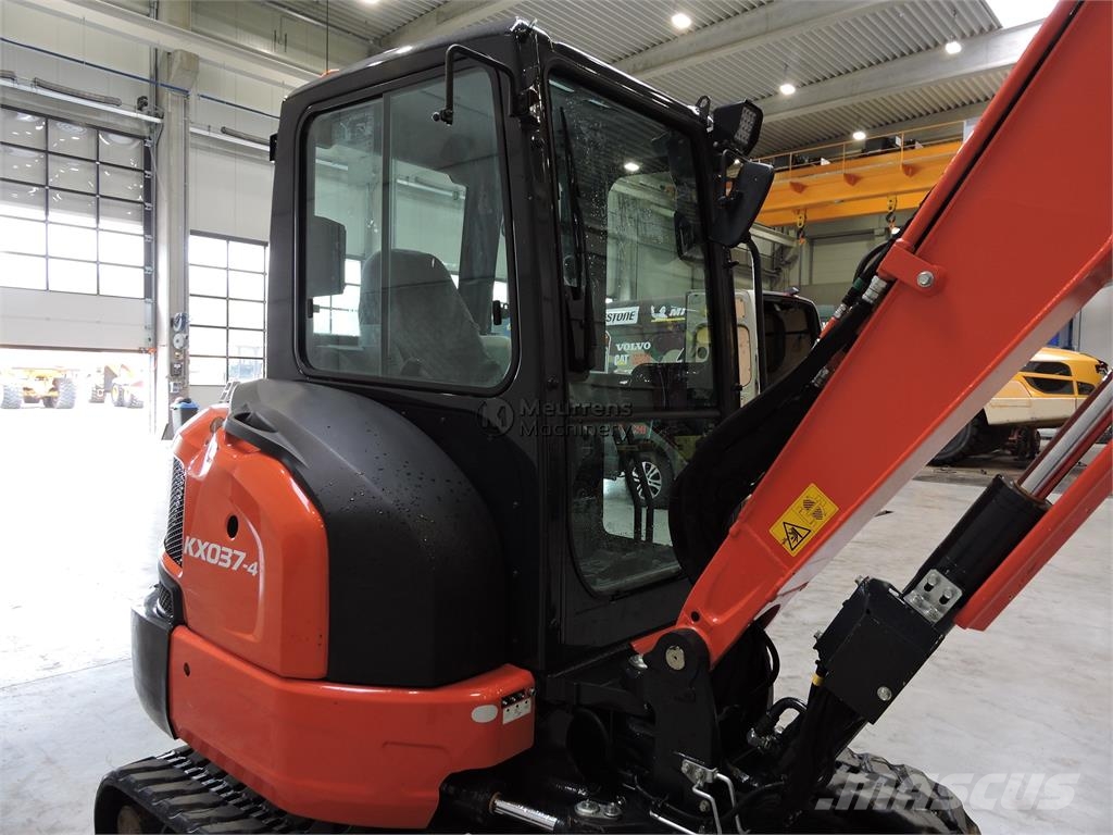 Kubota KX037 معدات البناء - غير ذلك