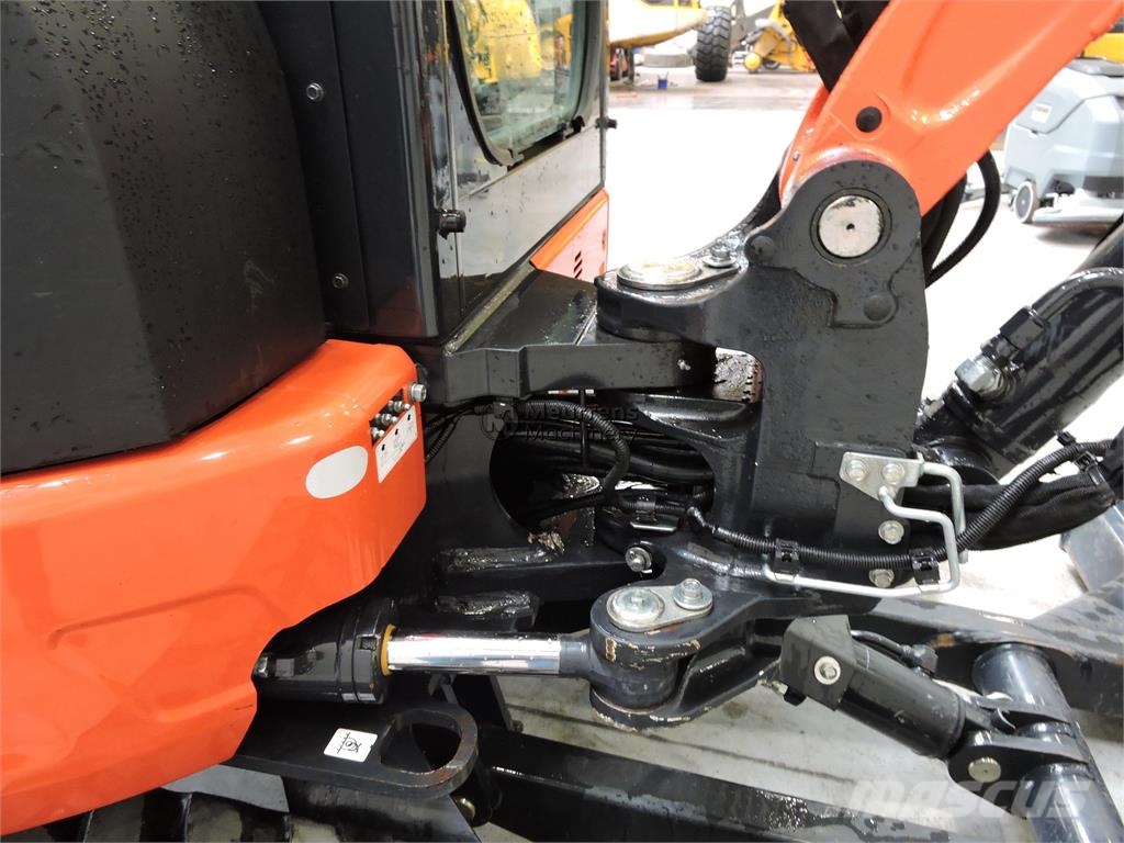 Kubota KX037 معدات البناء - غير ذلك