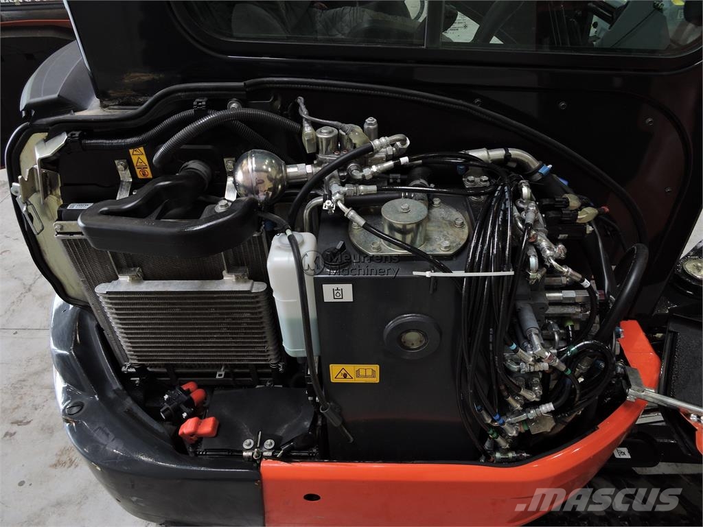 Kubota KX037 معدات البناء - غير ذلك