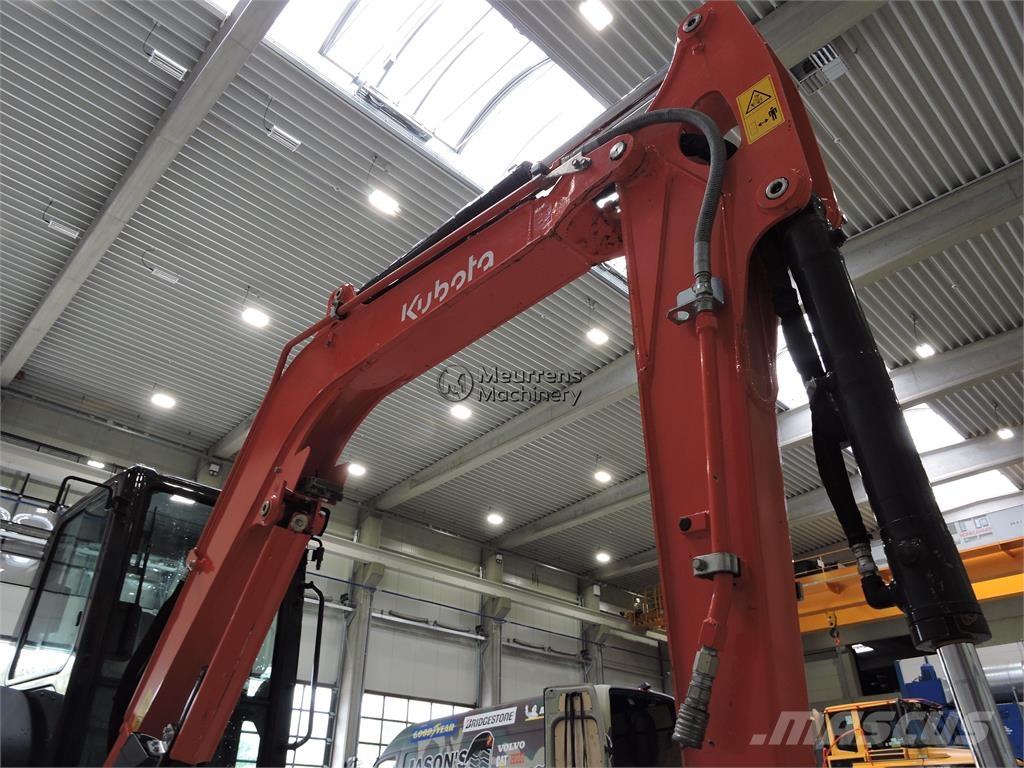 Kubota KX037 معدات البناء - غير ذلك