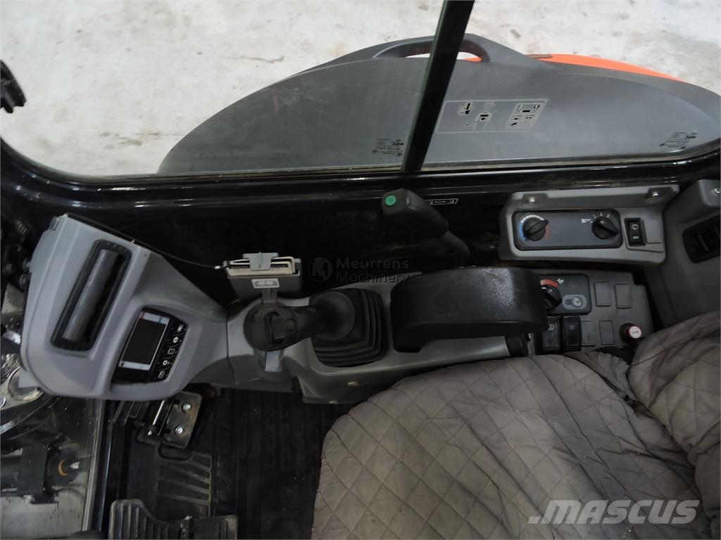 Kubota KX037 معدات البناء - غير ذلك