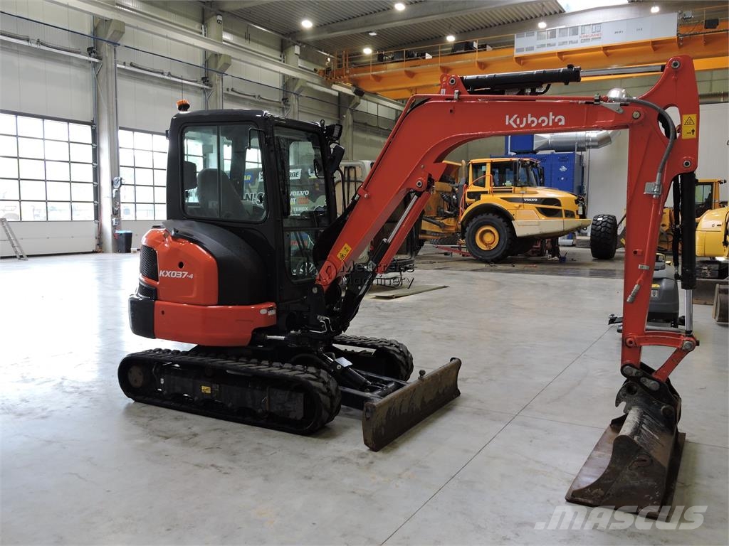 Kubota KX037 معدات البناء - غير ذلك