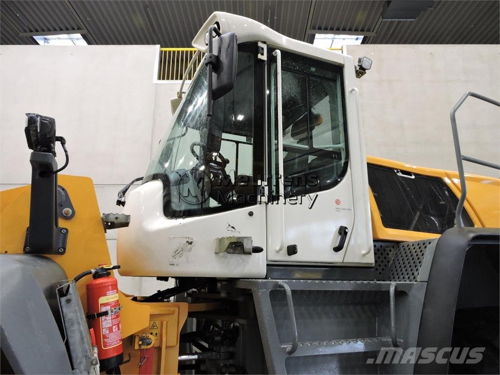 Liebherr L 566 Xpower 휠로우더
