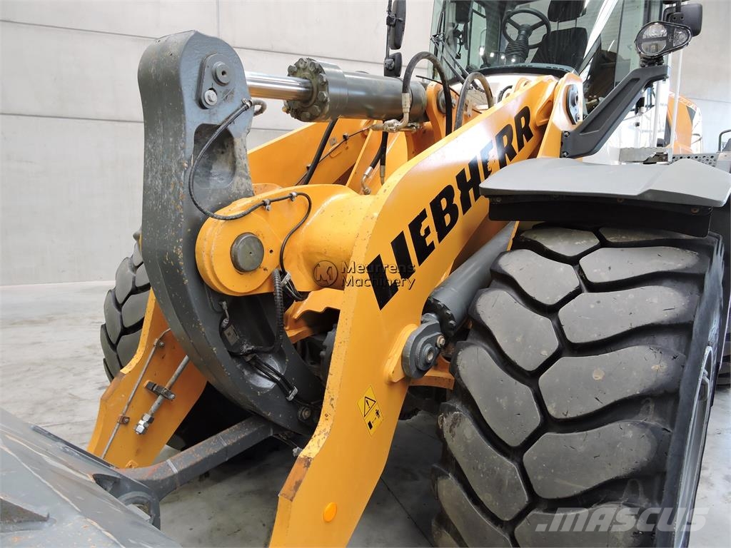 Liebherr L566Xpower Incarcator pe pneuri