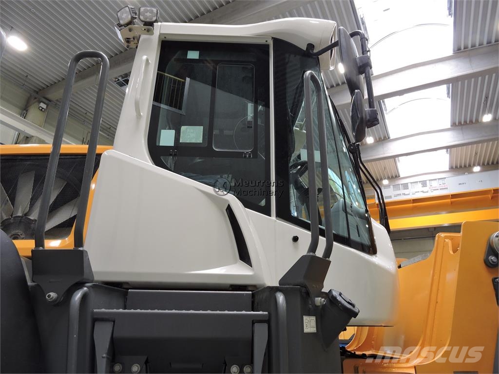 Liebherr L566Xpower Incarcator pe pneuri