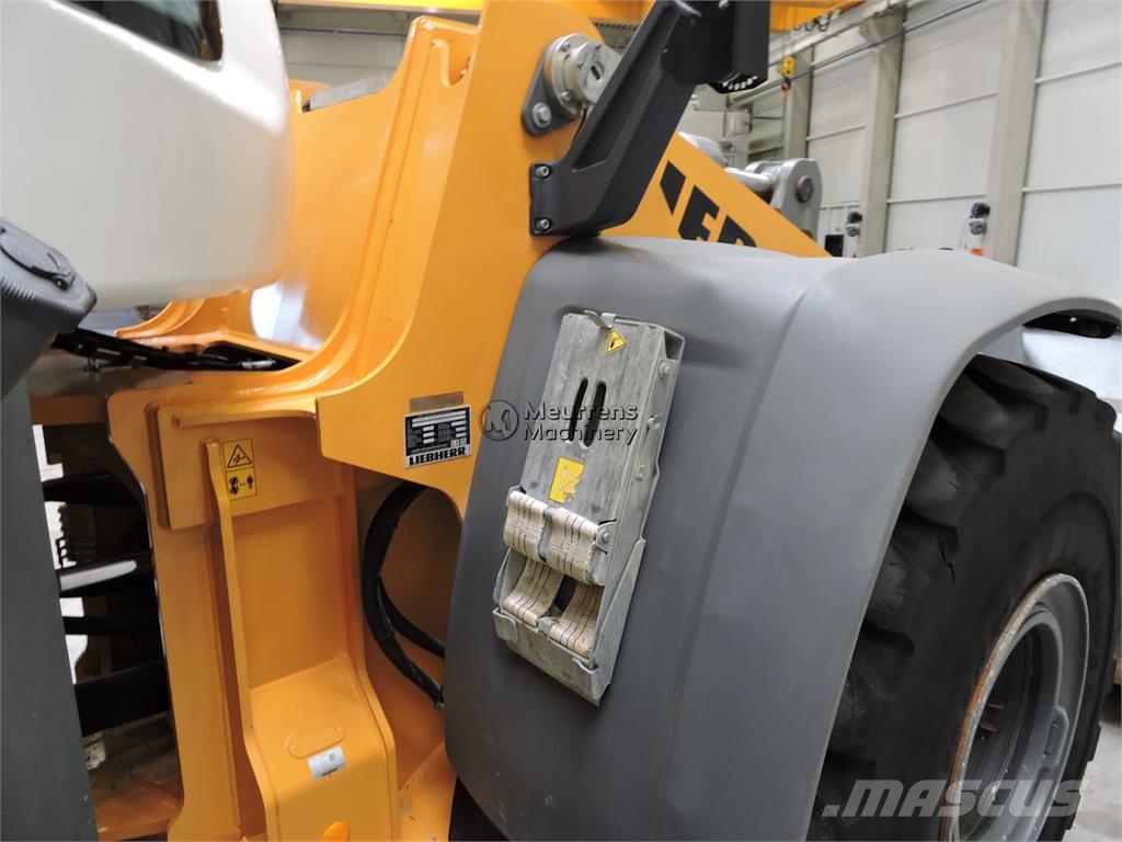 Liebherr L566Xpower Incarcator pe pneuri